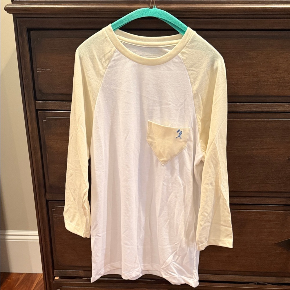Casual Long Sleeve Tee with Pocket in Cream and White